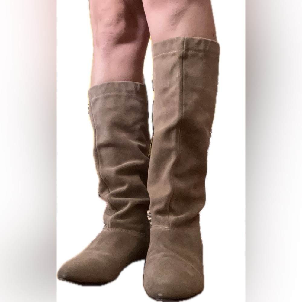 Vintage slouchy suede boots